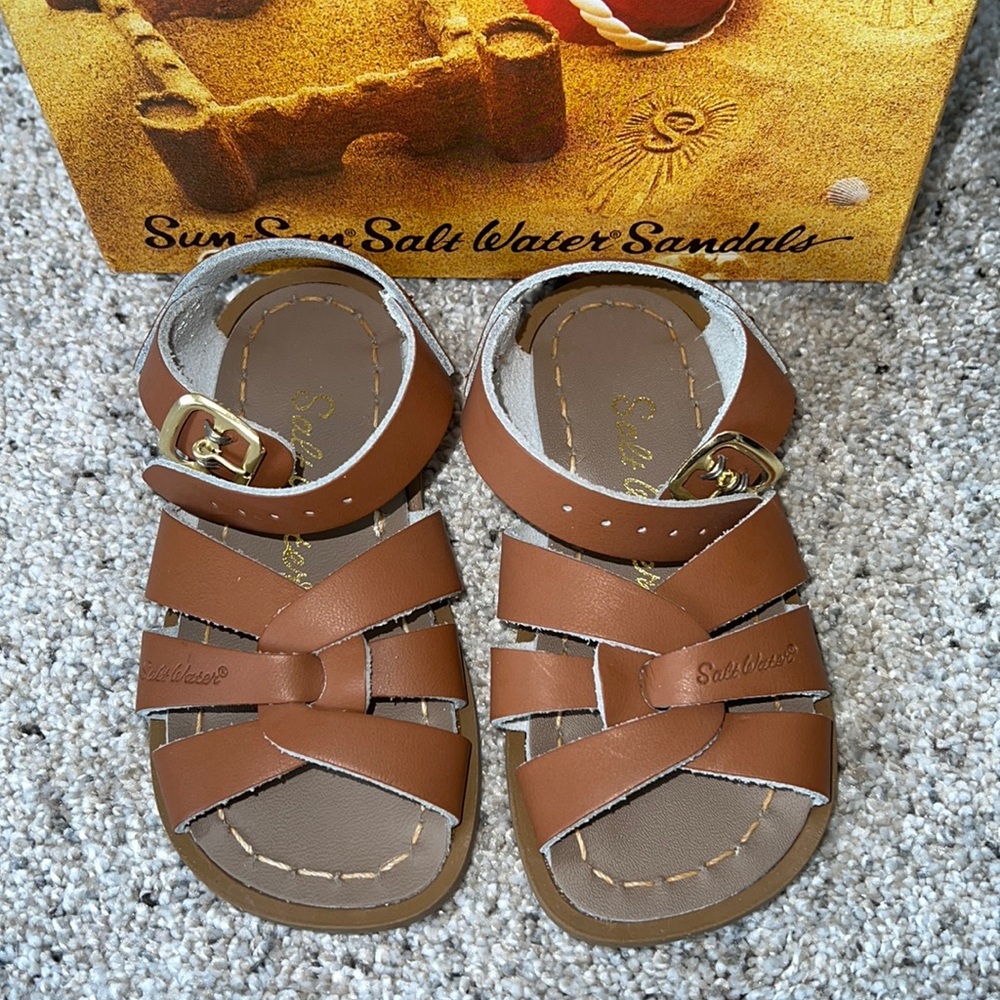 AUTH NIB Salt Water the Original Sandal Toddler Little Kids TAN